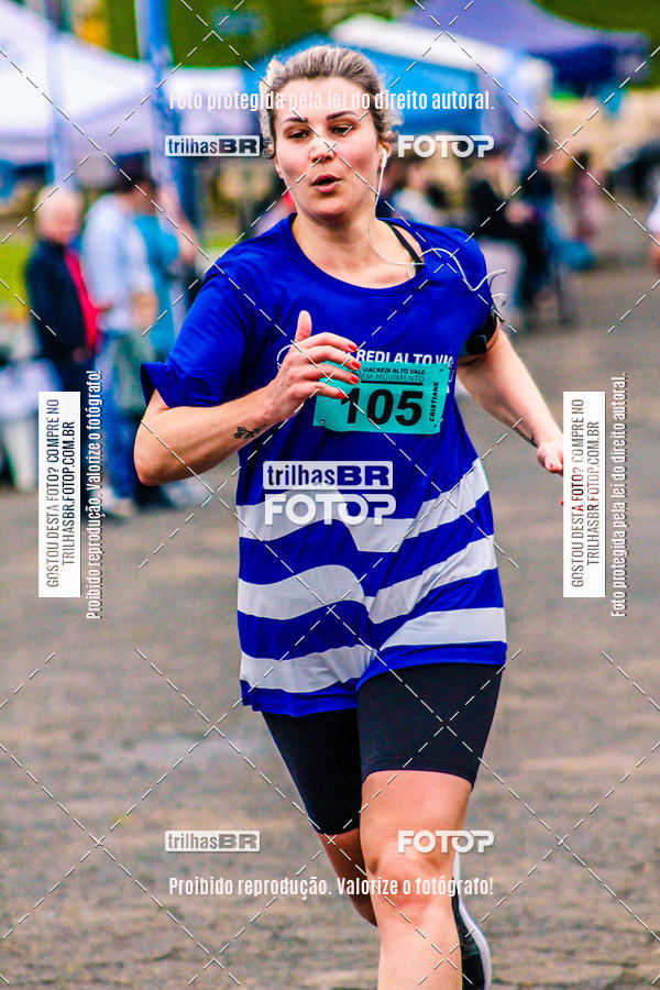 Buy your photos of the event2 Viacredi Alto Vale em Movimento on Fotop