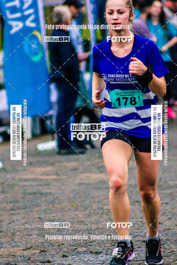 Buy your photos of the event2 Viacredi Alto Vale em Movimento on Fotop