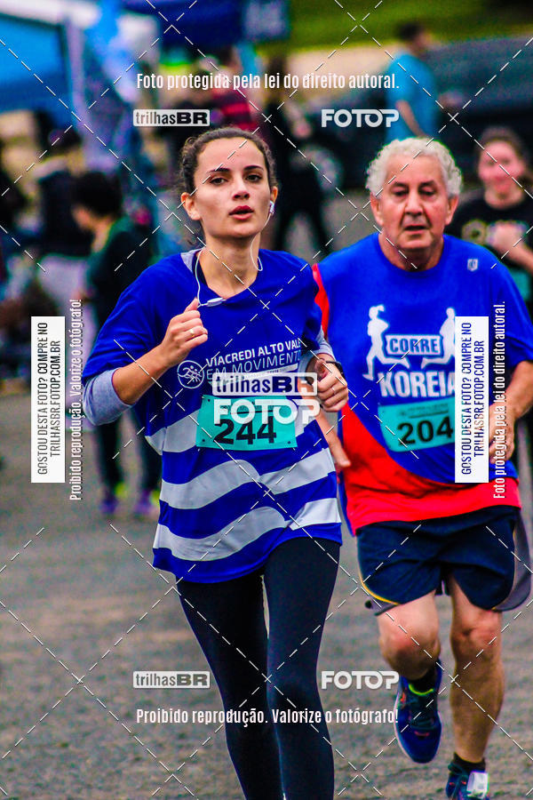 Buy your photos of the event2 Viacredi Alto Vale em Movimento on Fotop