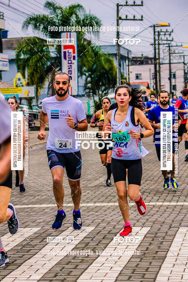 Buy your photos of the event2 Viacredi Alto Vale em Movimento on Fotop