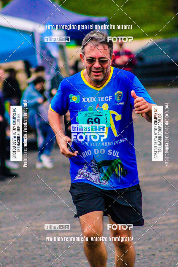 Buy your photos of the event2 Viacredi Alto Vale em Movimento on Fotop