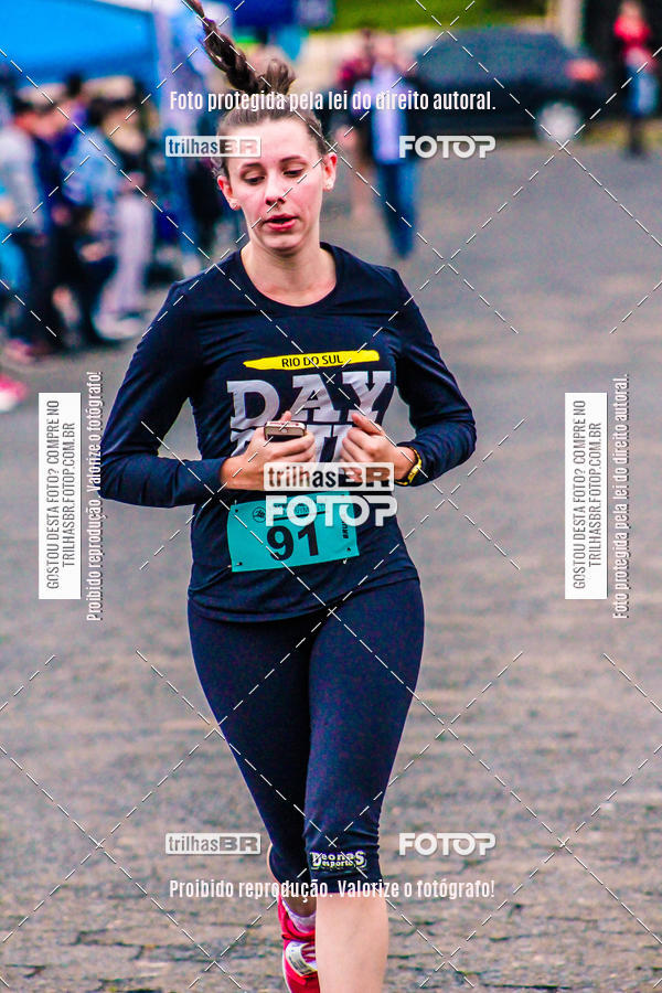 Buy your photos of the event2 Viacredi Alto Vale em Movimento on Fotop