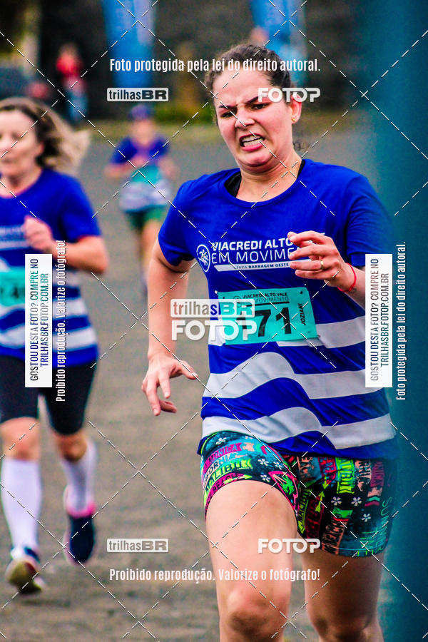 Buy your photos of the event2 Viacredi Alto Vale em Movimento on Fotop