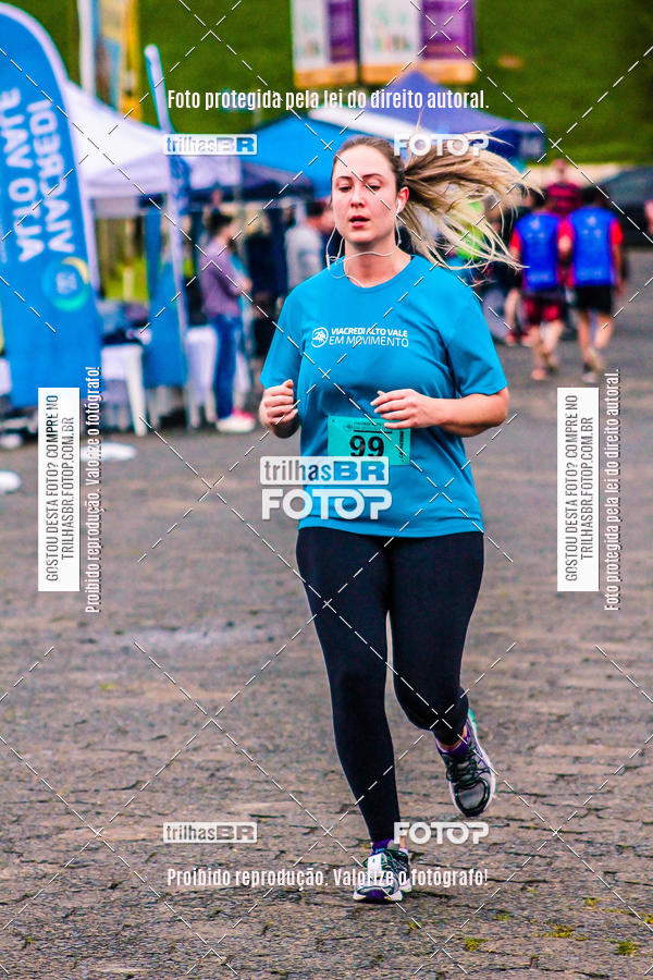 Buy your photos of the event2 Viacredi Alto Vale em Movimento on Fotop