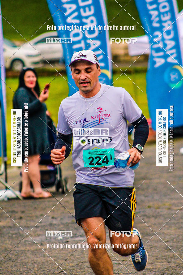 Buy your photos of the event2 Viacredi Alto Vale em Movimento on Fotop