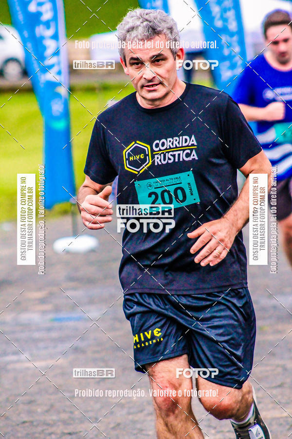 Buy your photos of the event2 Viacredi Alto Vale em Movimento on Fotop