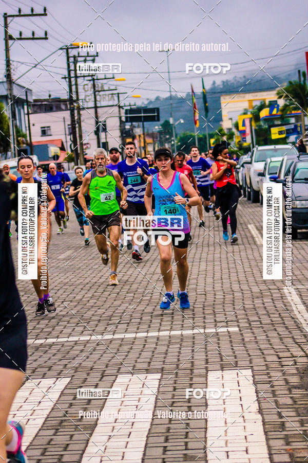 Buy your photos of the event2 Viacredi Alto Vale em Movimento on Fotop