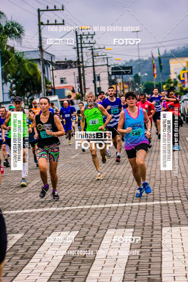 Buy your photos of the event2 Viacredi Alto Vale em Movimento on Fotop