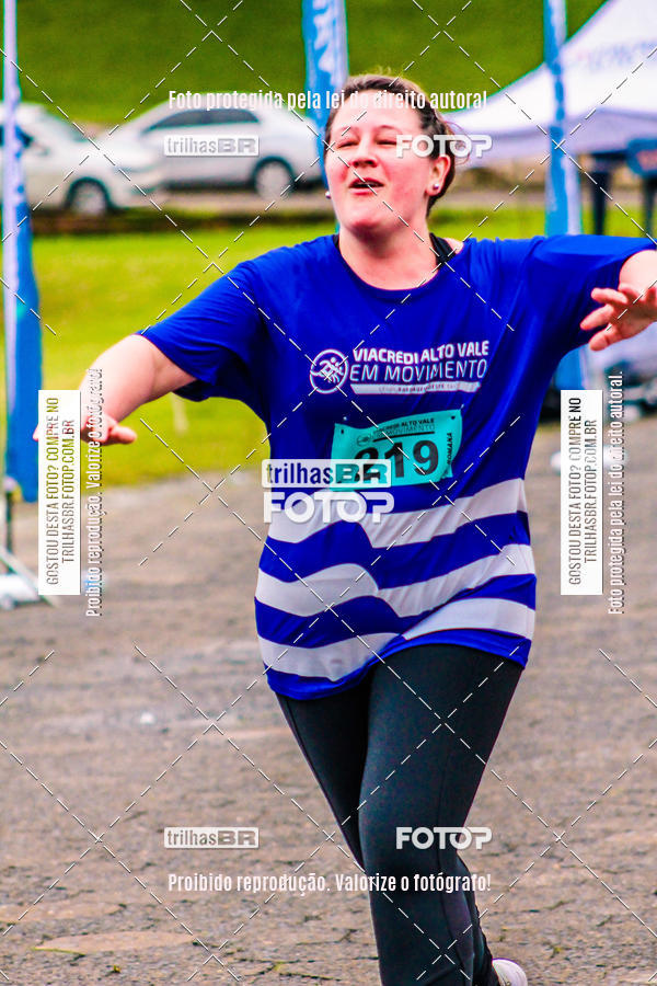 Buy your photos of the event2 Viacredi Alto Vale em Movimento on Fotop