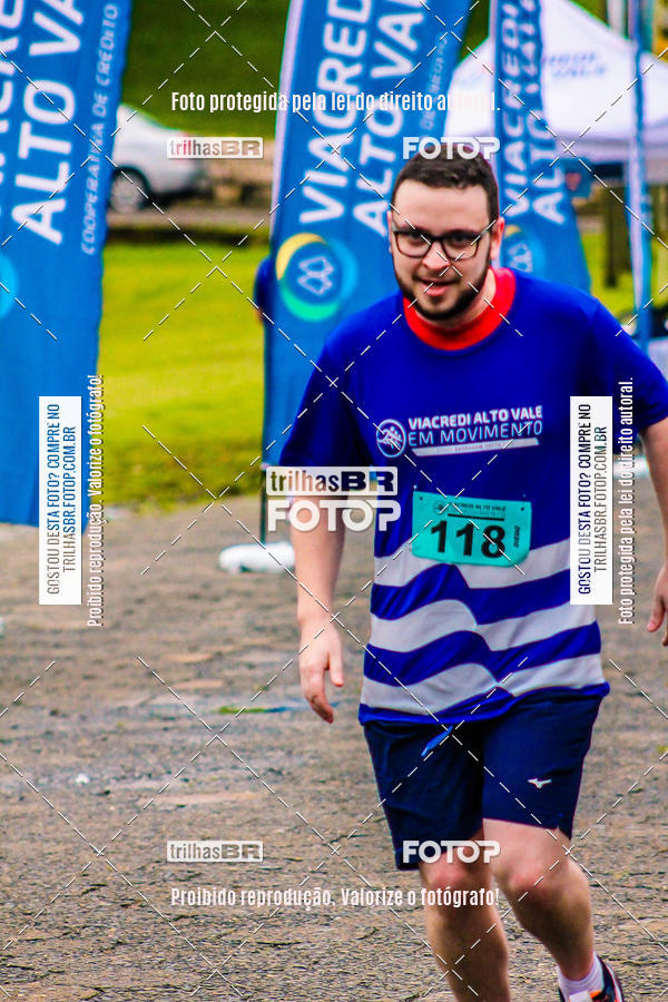 Buy your photos of the event2 Viacredi Alto Vale em Movimento on Fotop
