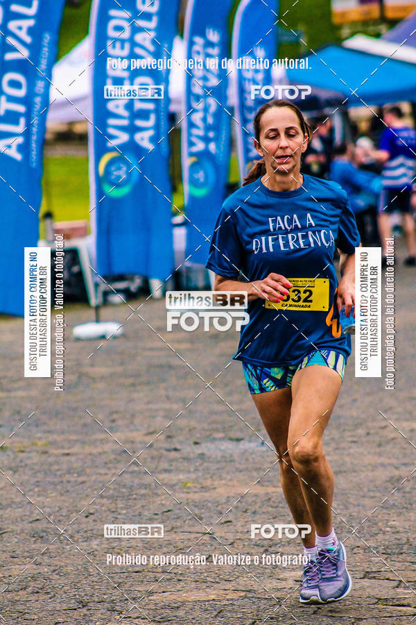 Buy your photos of the event2 Viacredi Alto Vale em Movimento on Fotop