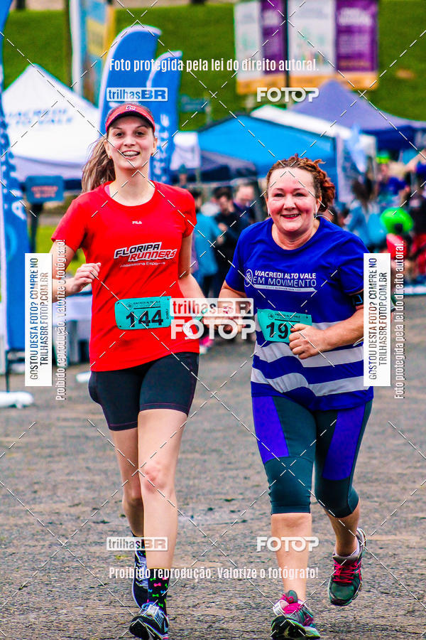 Buy your photos of the event2 Viacredi Alto Vale em Movimento on Fotop