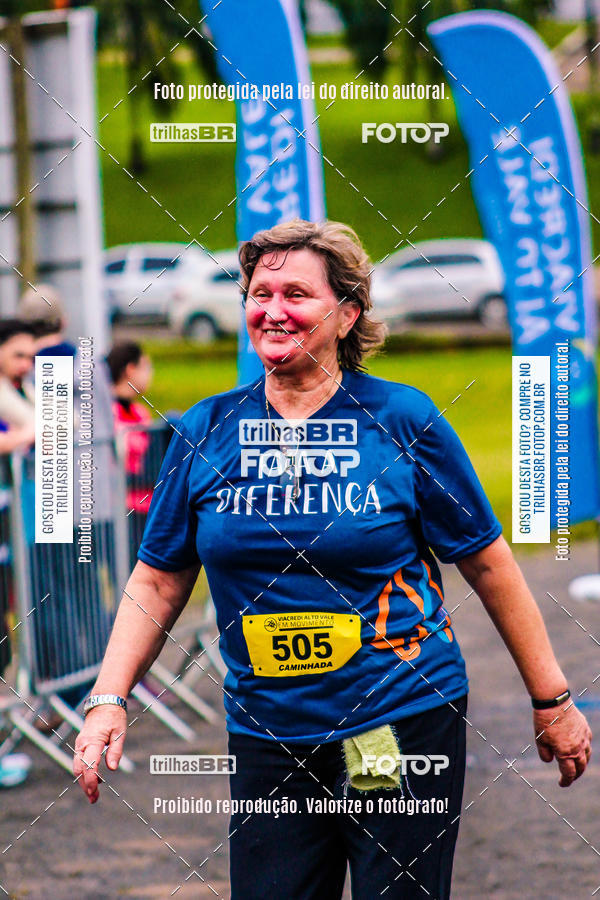 Buy your photos of the event2 Viacredi Alto Vale em Movimento on Fotop