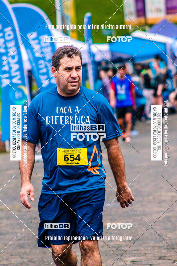 Buy your photos of the event2 Viacredi Alto Vale em Movimento on Fotop