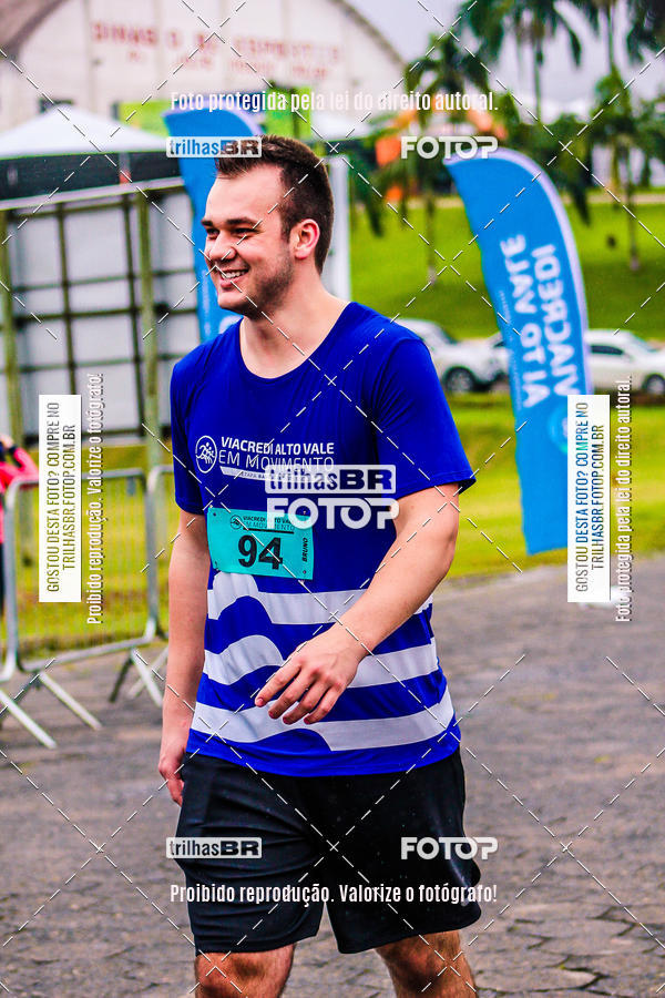 Buy your photos of the event2 Viacredi Alto Vale em Movimento on Fotop