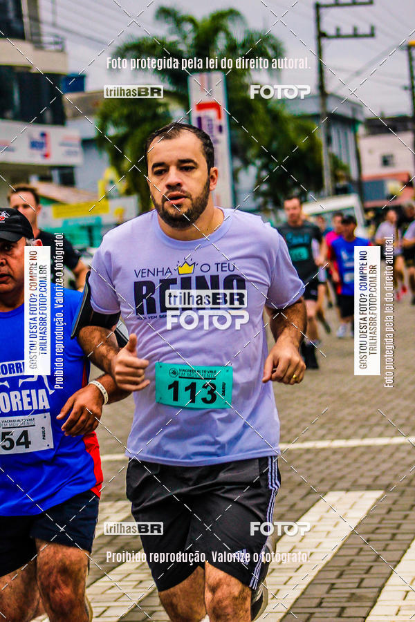 Buy your photos of the event2 Viacredi Alto Vale em Movimento on Fotop