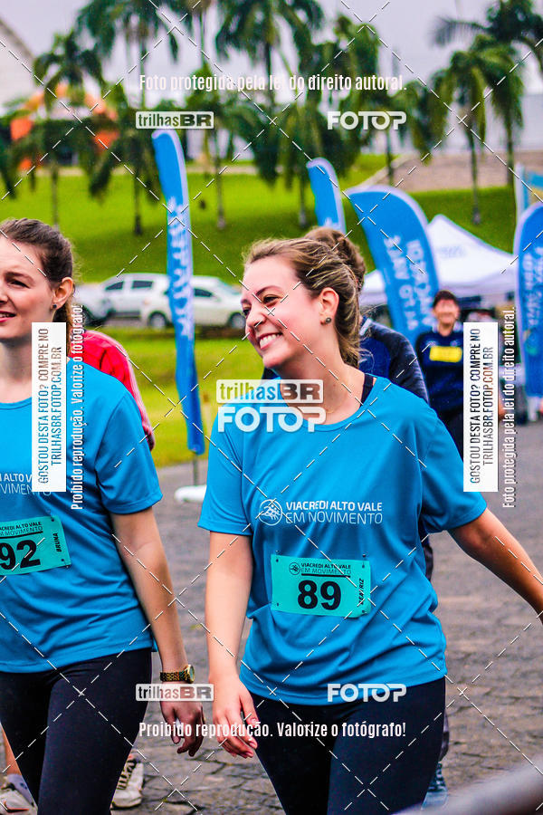 Buy your photos of the event2 Viacredi Alto Vale em Movimento on Fotop
