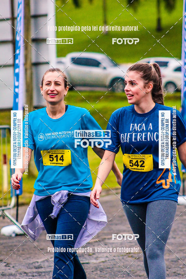 Buy your photos of the event2 Viacredi Alto Vale em Movimento on Fotop