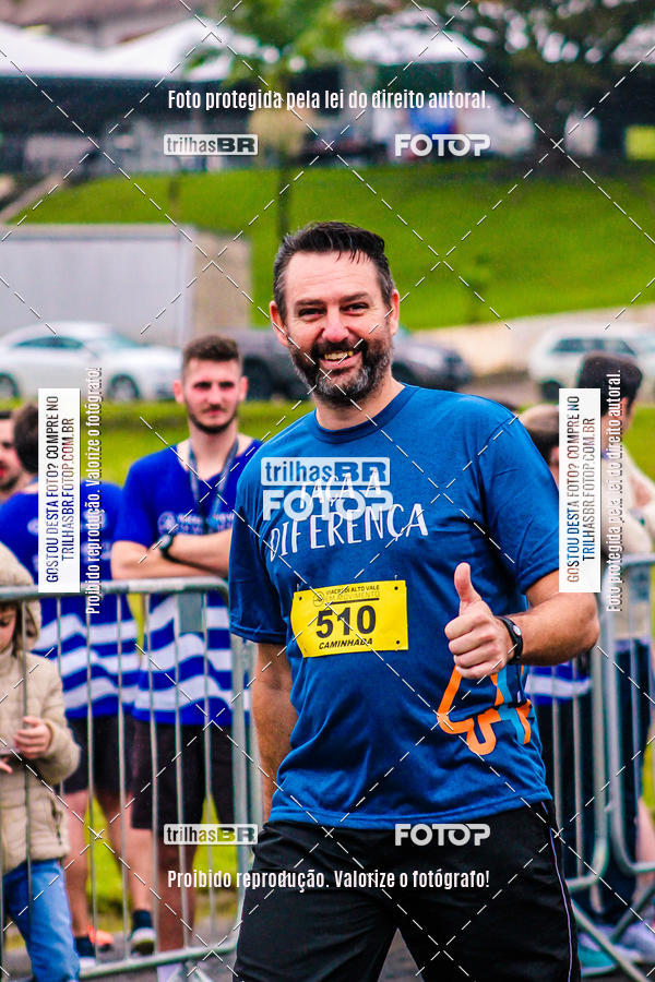 Buy your photos of the event2 Viacredi Alto Vale em Movimento on Fotop