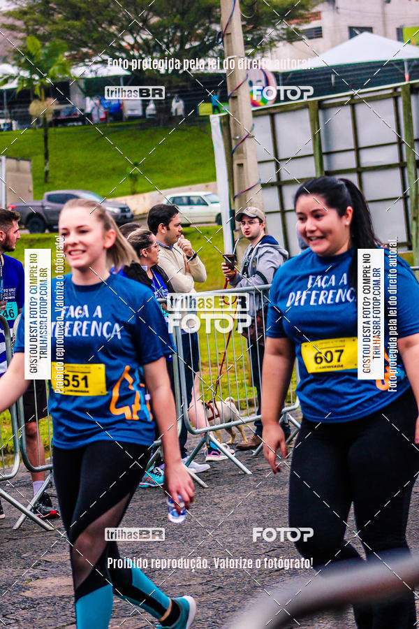 Buy your photos of the event2 Viacredi Alto Vale em Movimento on Fotop