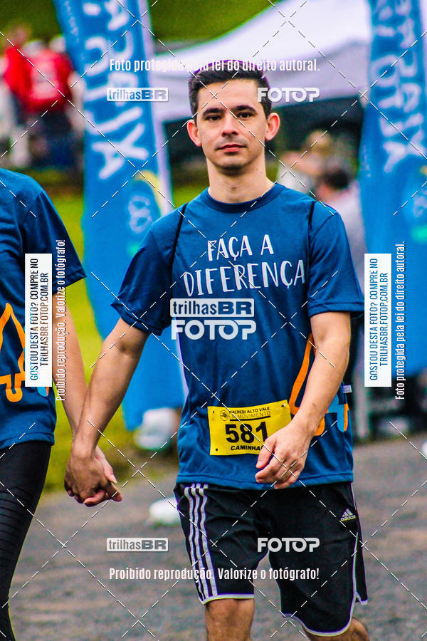 Buy your photos of the event2 Viacredi Alto Vale em Movimento on Fotop