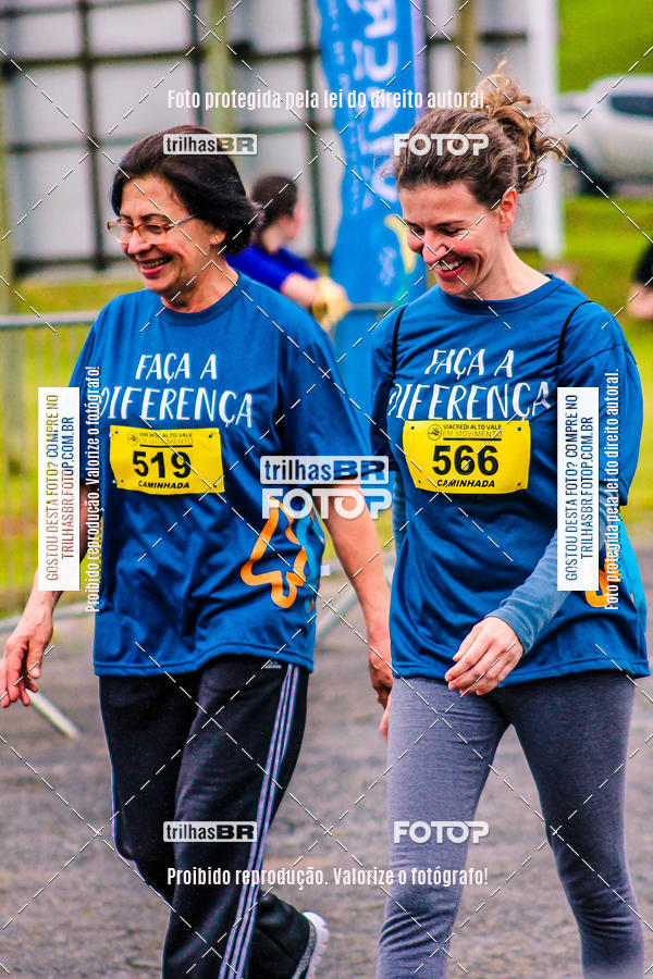 Buy your photos of the event2 Viacredi Alto Vale em Movimento on Fotop