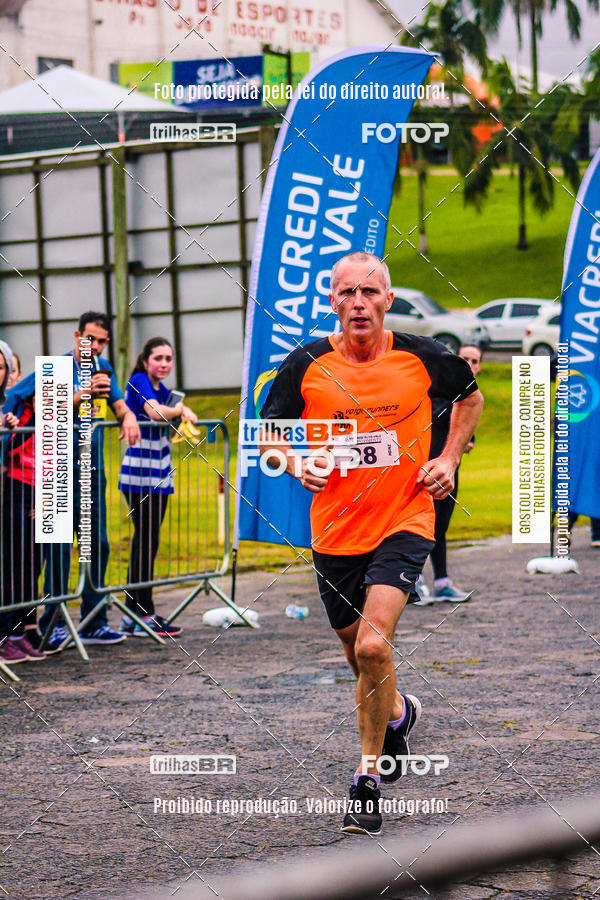 Buy your photos of the event2 Viacredi Alto Vale em Movimento on Fotop