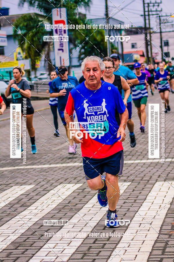 Buy your photos of the event2 Viacredi Alto Vale em Movimento on Fotop