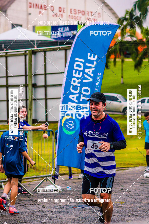 Buy your photos of the event2 Viacredi Alto Vale em Movimento on Fotop