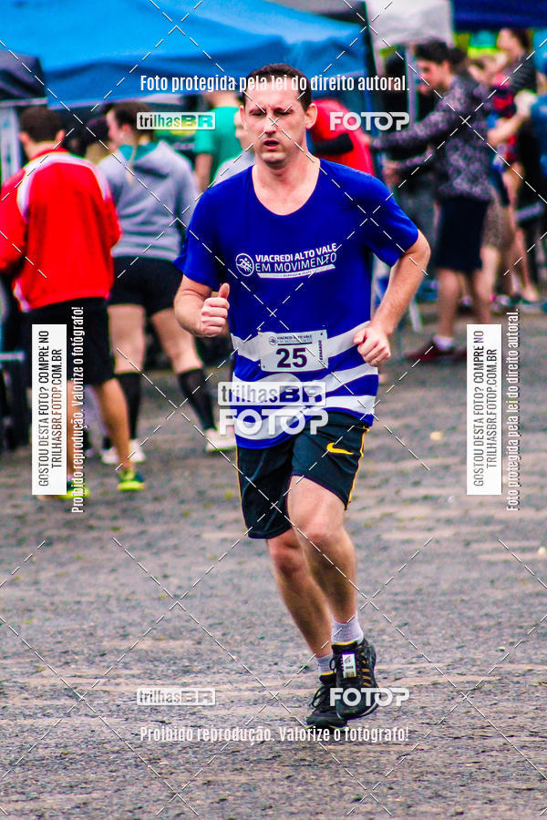 Buy your photos of the event2 Viacredi Alto Vale em Movimento on Fotop