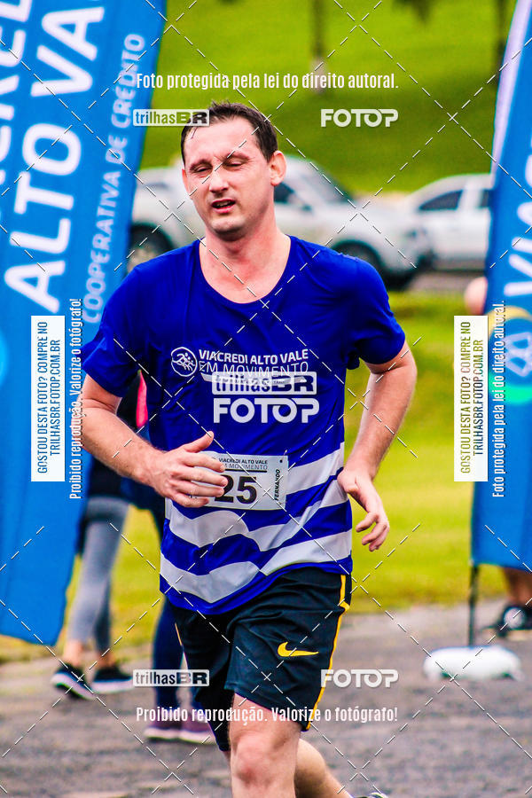Buy your photos of the event2 Viacredi Alto Vale em Movimento on Fotop