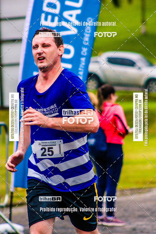 Buy your photos of the event2 Viacredi Alto Vale em Movimento on Fotop