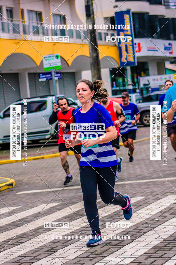 Buy your photos of the event2 Viacredi Alto Vale em Movimento on Fotop