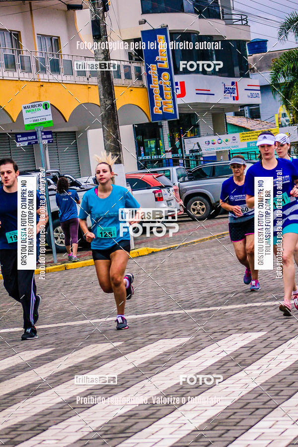 Buy your photos of the event2 Viacredi Alto Vale em Movimento on Fotop