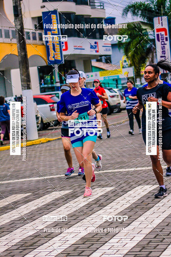 Buy your photos of the event2 Viacredi Alto Vale em Movimento on Fotop