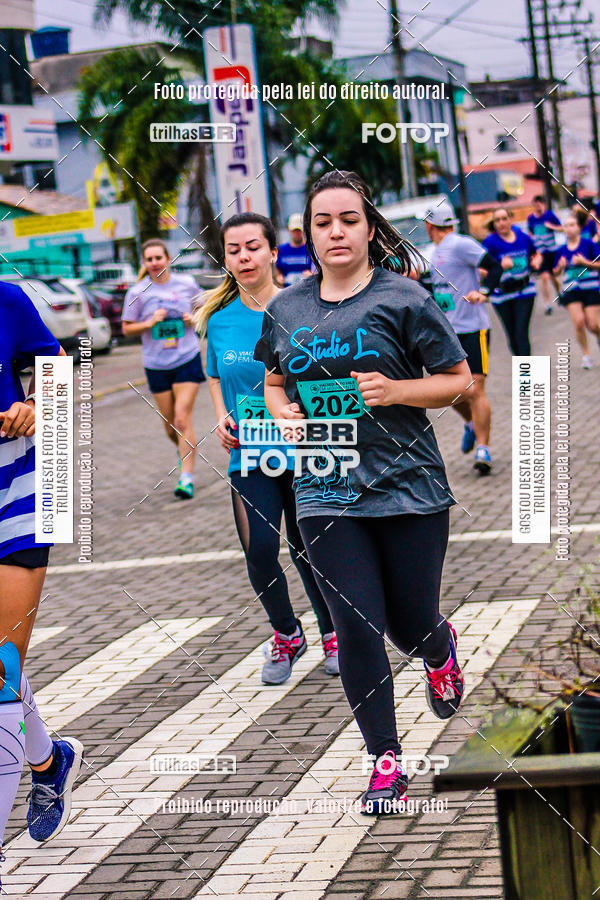 Buy your photos of the event2 Viacredi Alto Vale em Movimento on Fotop