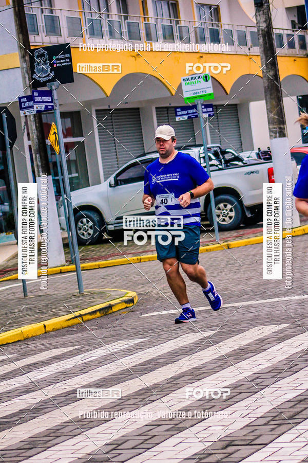 Buy your photos of the event2 Viacredi Alto Vale em Movimento on Fotop