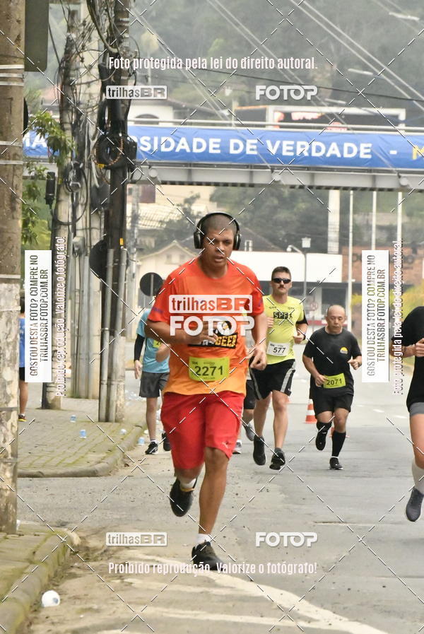 Buy your photos of the eventMeia Maratona de Blumenau on Fotop
