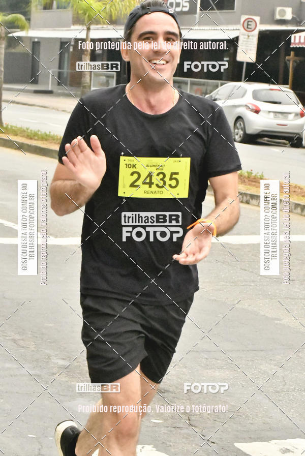 Buy your photos of the eventMeia Maratona de Blumenau on Fotop