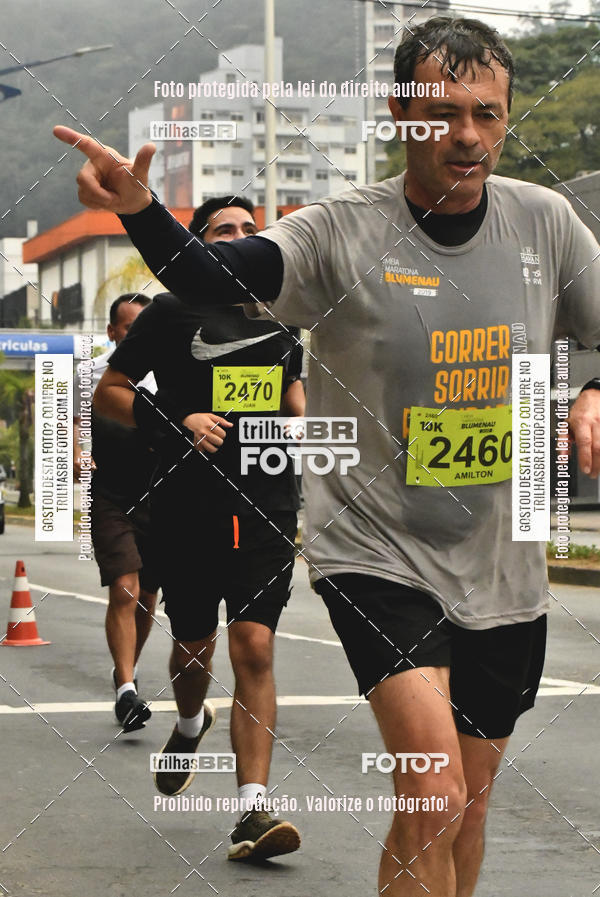 Buy your photos of the eventMeia Maratona de Blumenau on Fotop