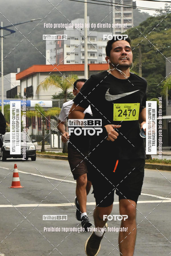 Buy your photos of the eventMeia Maratona de Blumenau on Fotop