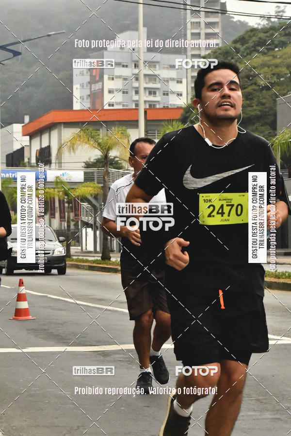 Buy your photos of the eventMeia Maratona de Blumenau on Fotop