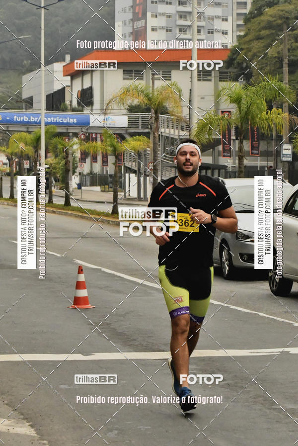 Buy your photos of the eventMeia Maratona de Blumenau on Fotop