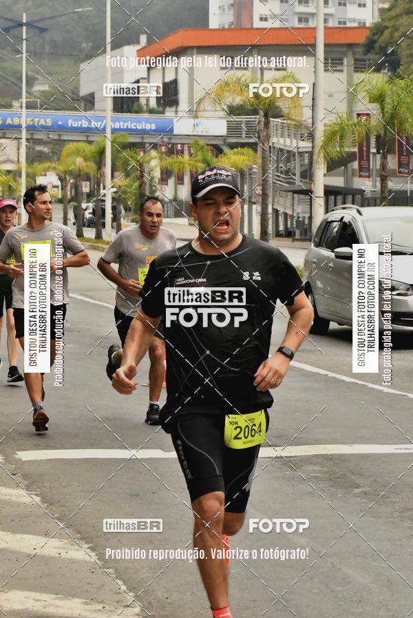 Buy your photos of the eventMeia Maratona de Blumenau on Fotop