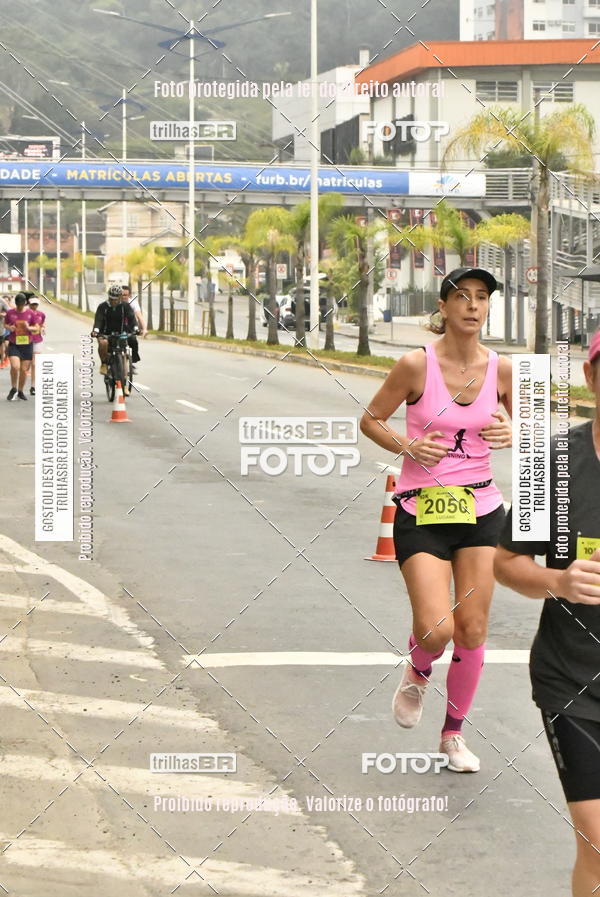 Buy your photos of the eventMeia Maratona de Blumenau on Fotop