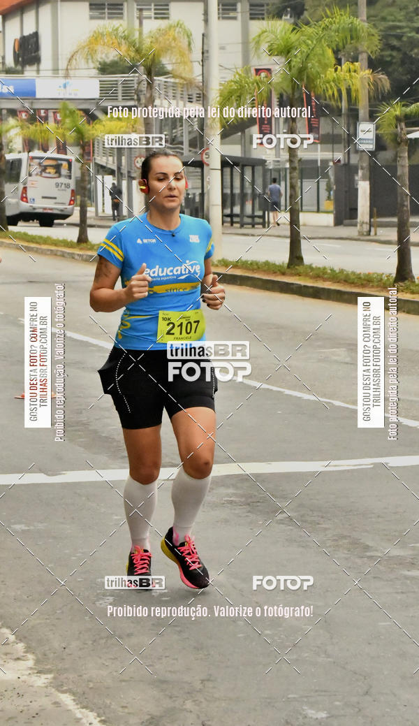 Buy your photos of the eventMeia Maratona de Blumenau on Fotop