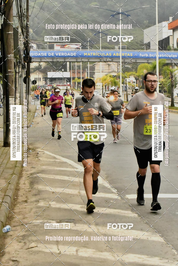 Buy your photos of the eventMeia Maratona de Blumenau on Fotop