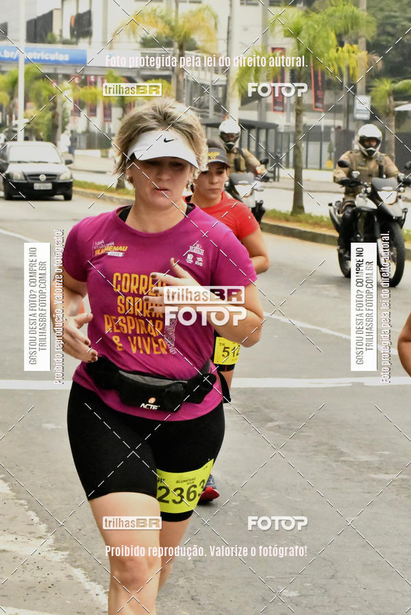 Buy your photos of the eventMeia Maratona de Blumenau on Fotop