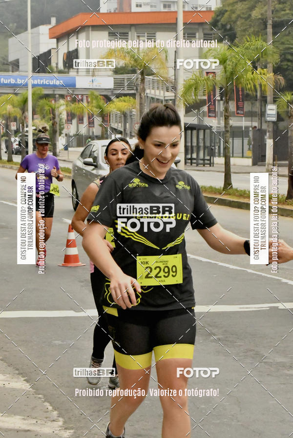 Buy your photos of the eventMeia Maratona de Blumenau on Fotop