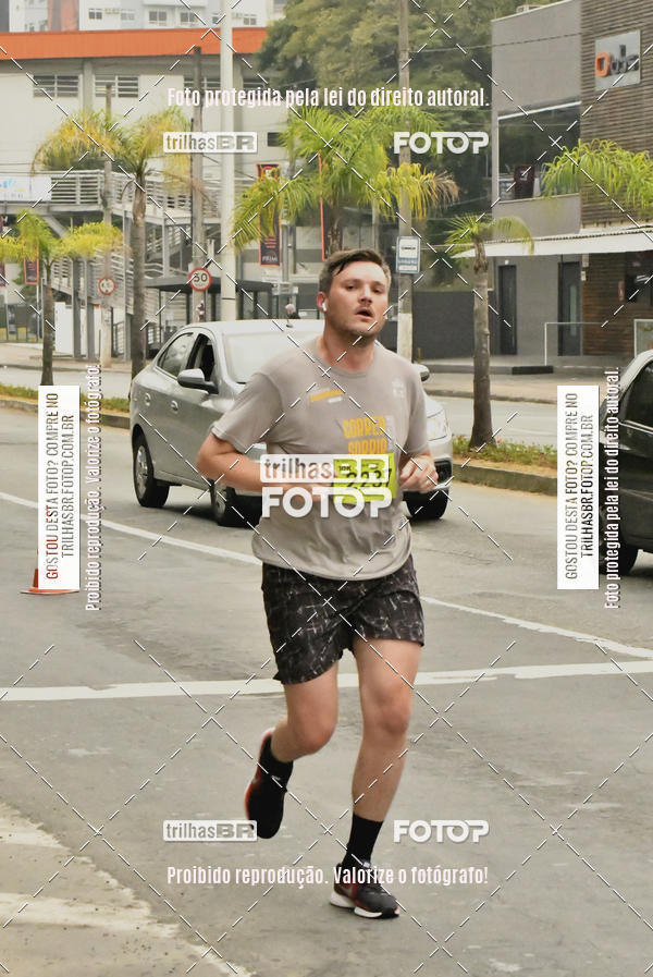 Buy your photos of the eventMeia Maratona de Blumenau on Fotop